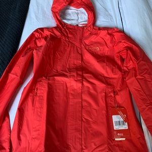 The North Face Venture 2 Jacket (Juicy Red)